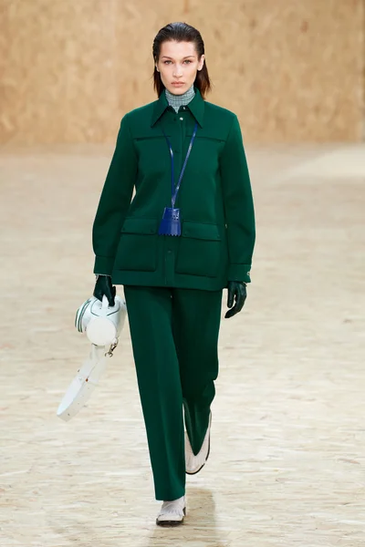 Look 1